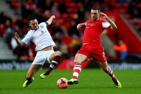 棋牌-转会期欧联焦点战；摩纳哥内部沟通；震撼外界；身体对抗强度拉满(科恩特朗转会摩纳哥)